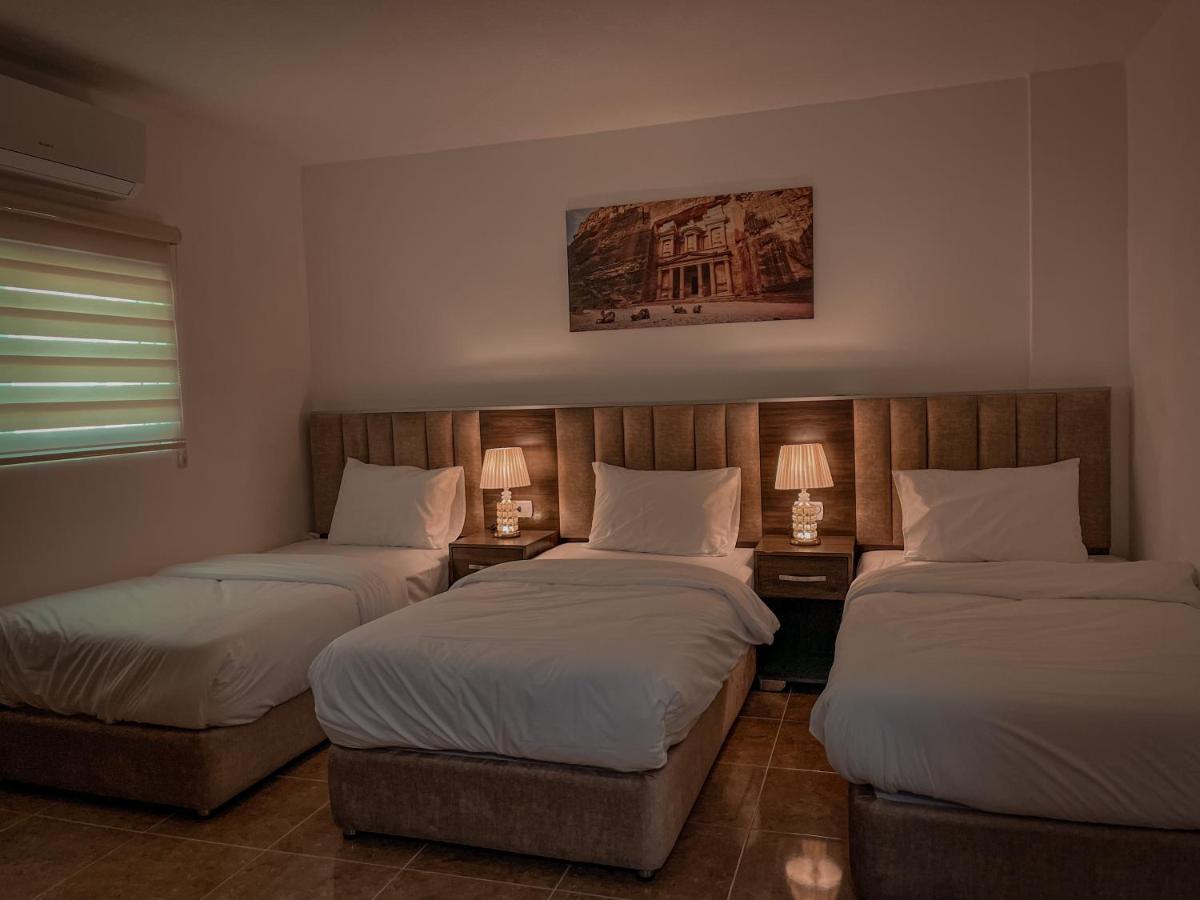 Petra Jewel Luxury Hotel Wadi Musa Extérieur photo