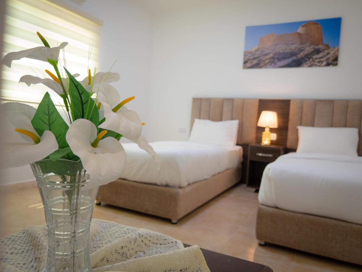 Petra Jewel Luxury Hotel Wadi Musa Extérieur photo